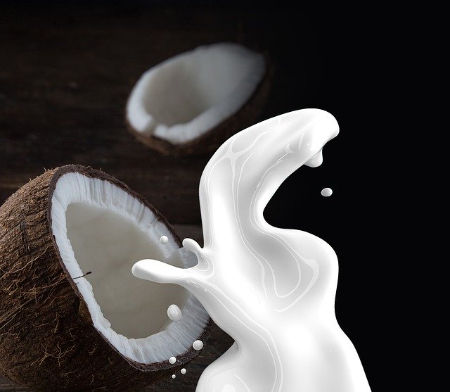 kokosový orech s mliekom.jpg